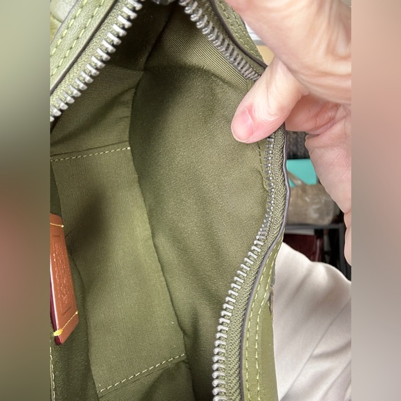 Coach Patchwork Crescent Mini Crossbody 2025 Carmen R$350 Olive - Picture 12 of 14